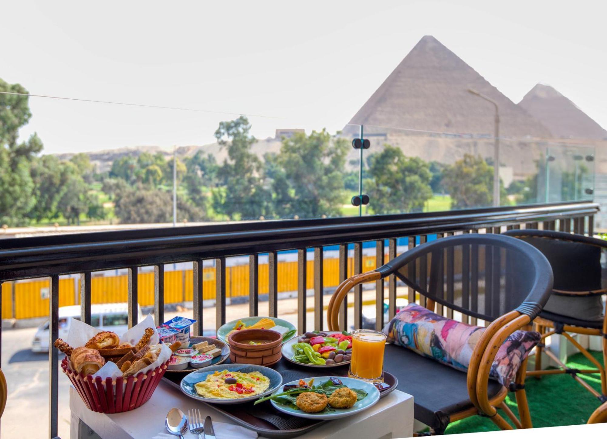 Hotel Maria Pyramids House Kafret el-Gabal Esterno foto