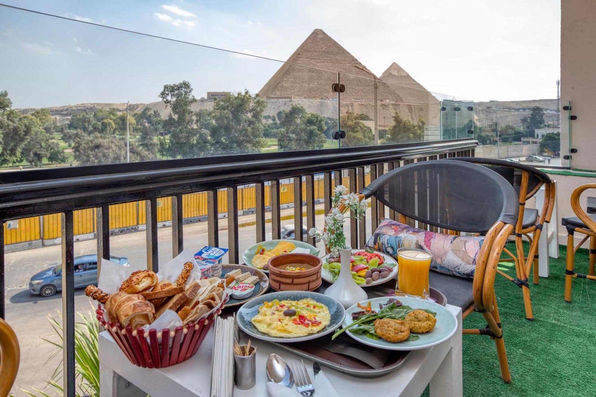 Hotel Maria Pyramids House Kafret el-Gabal Esterno foto